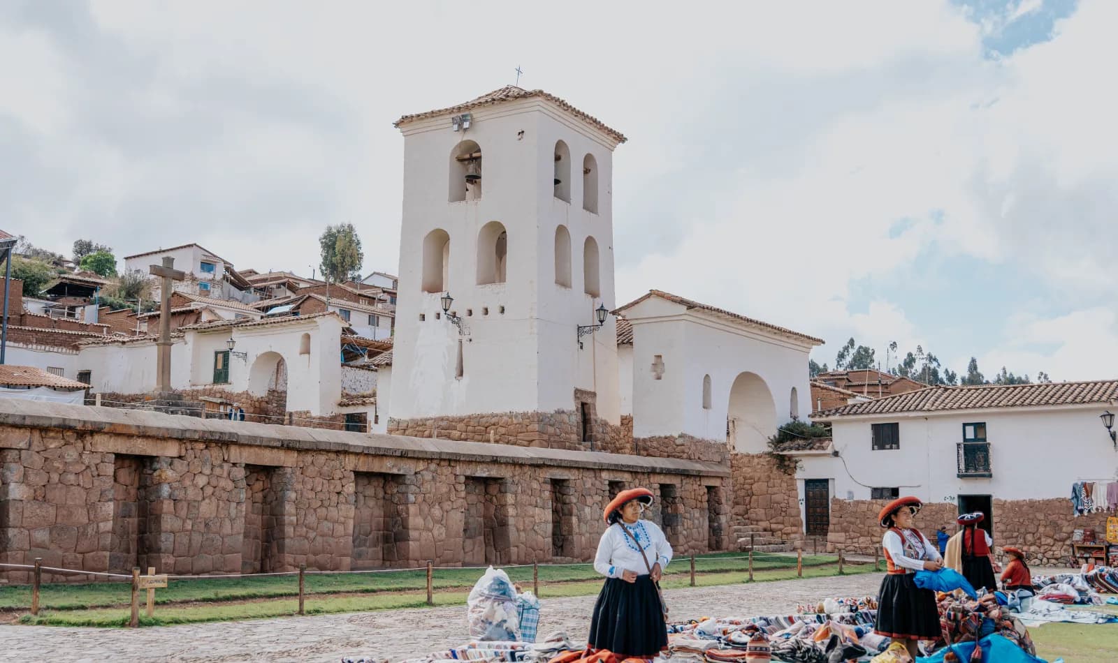 Paisaje del Valle Sagrado con terrazas agrícolas